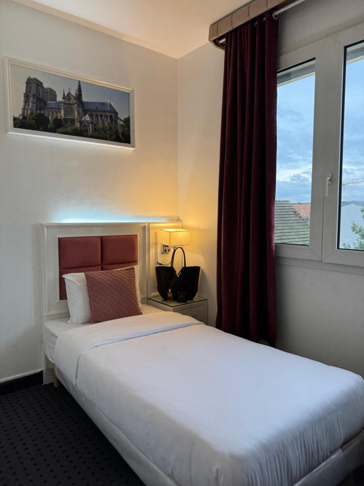 Hotel Grand Paris Villejuif Exterior photo
